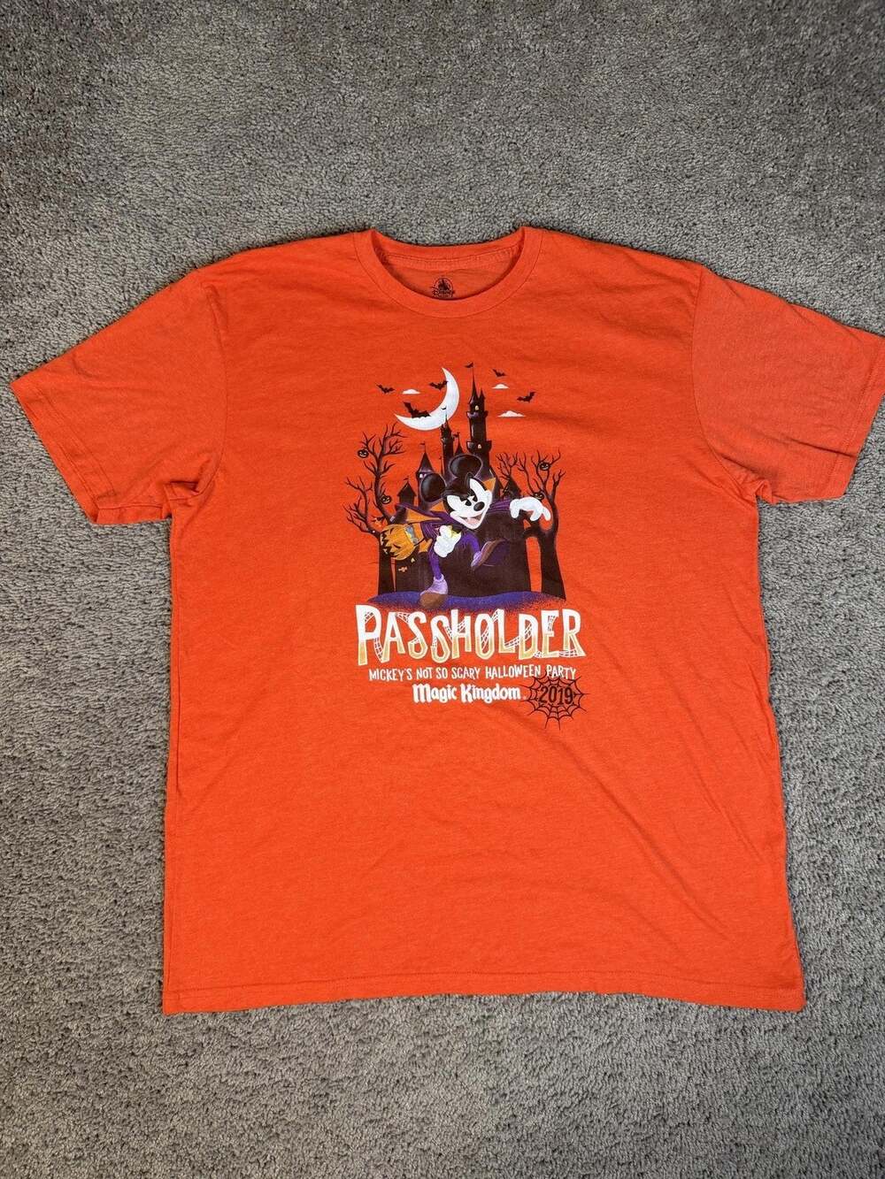 Disney Shirt Mens XL Orange Mickey Halloween Passholder Magic Kingdom 2019